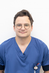 dr. Simon Bogaert