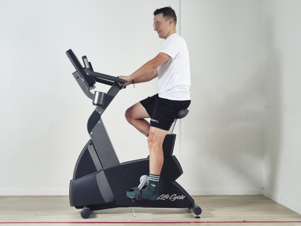 Fietsen op hometrainer