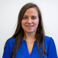 dr. Céline Ovaere