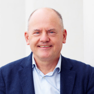 dr. Guy Putzeys