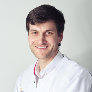 dr. Alexander Vanden Bulcke
